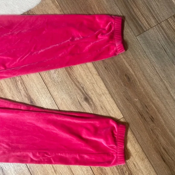 Lilly Pulitzer Mallie Velour Pants Raspberry Rouge - Picture 4 of 13